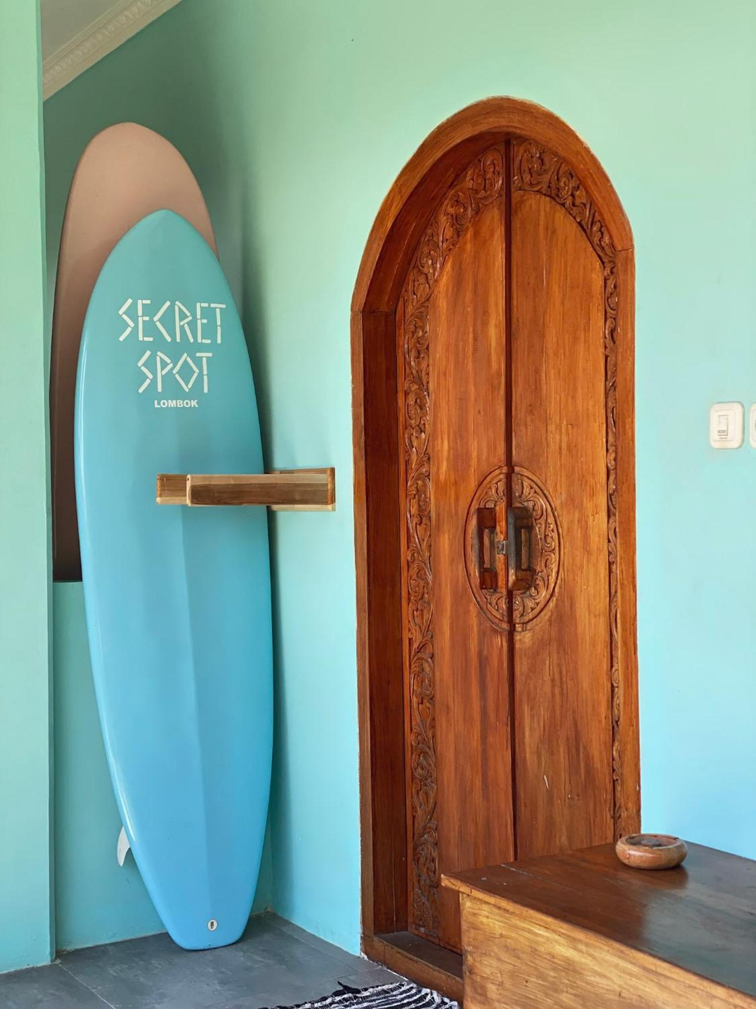 Secret Spot Surf And Stay Kuta  Eksteriør billede